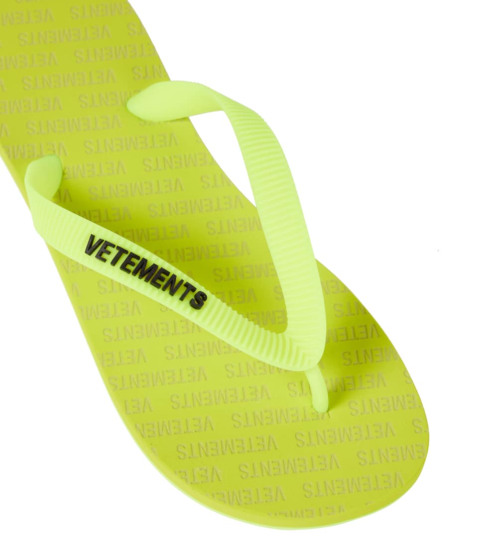 Vetements flip flops Clearance