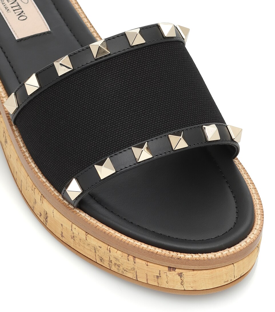 Valentino - Valentino Garavani Rockstud leather-trimmed platform slides | Mytheresa