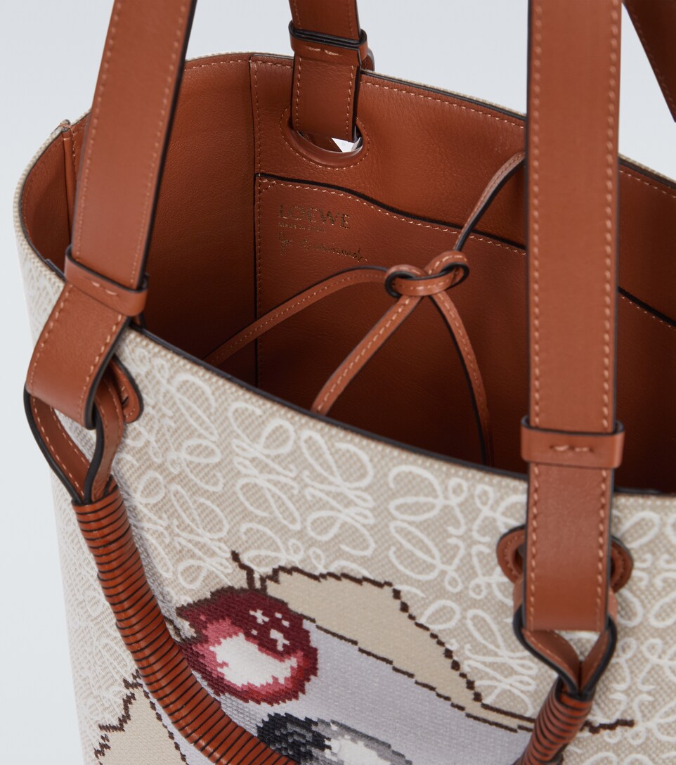loewe strap vertical tote bag