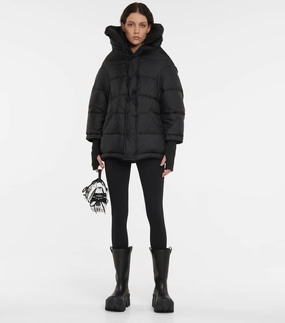 puffer jacket with thumb holes