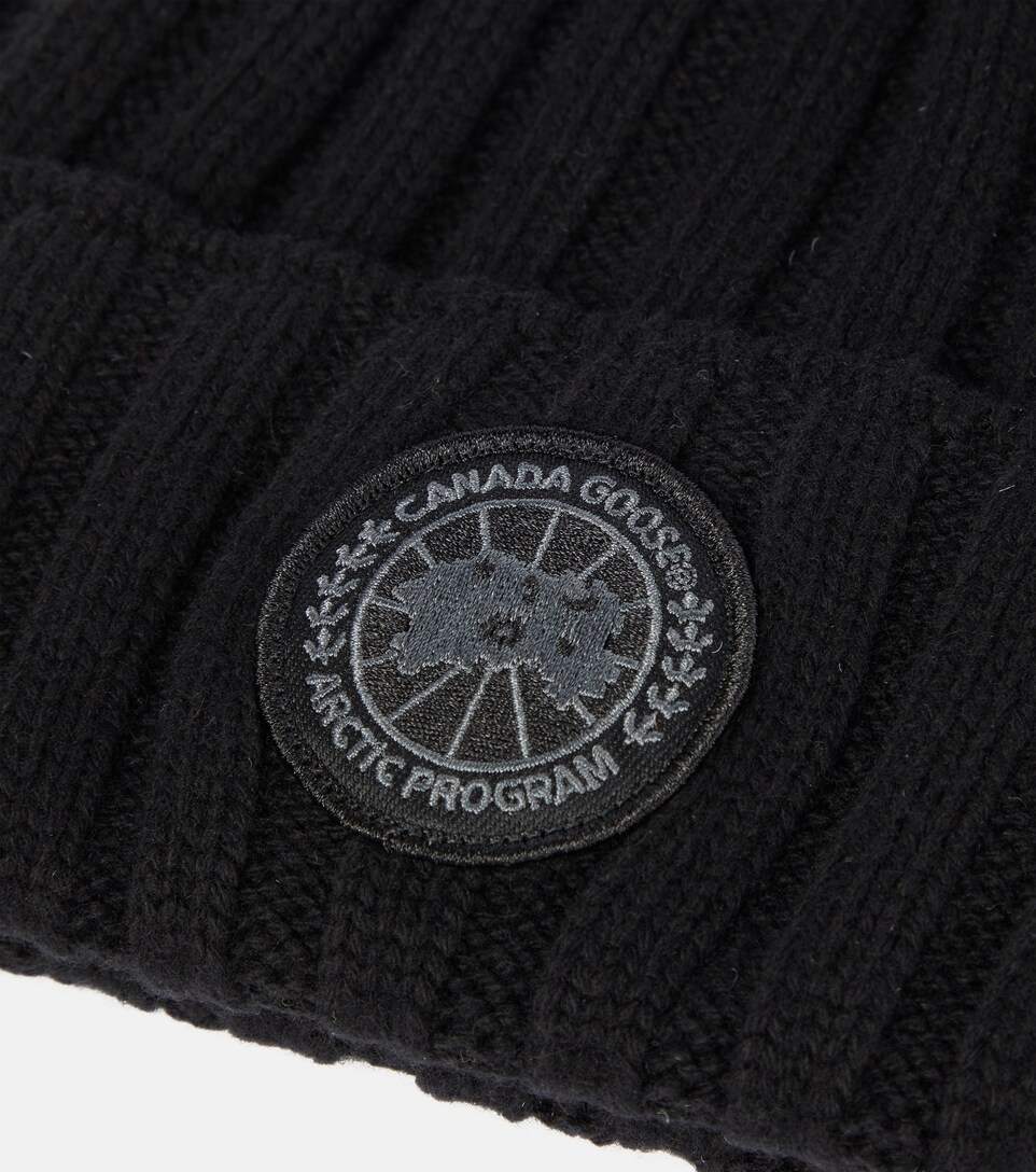 new balance soft shell hooded jacket