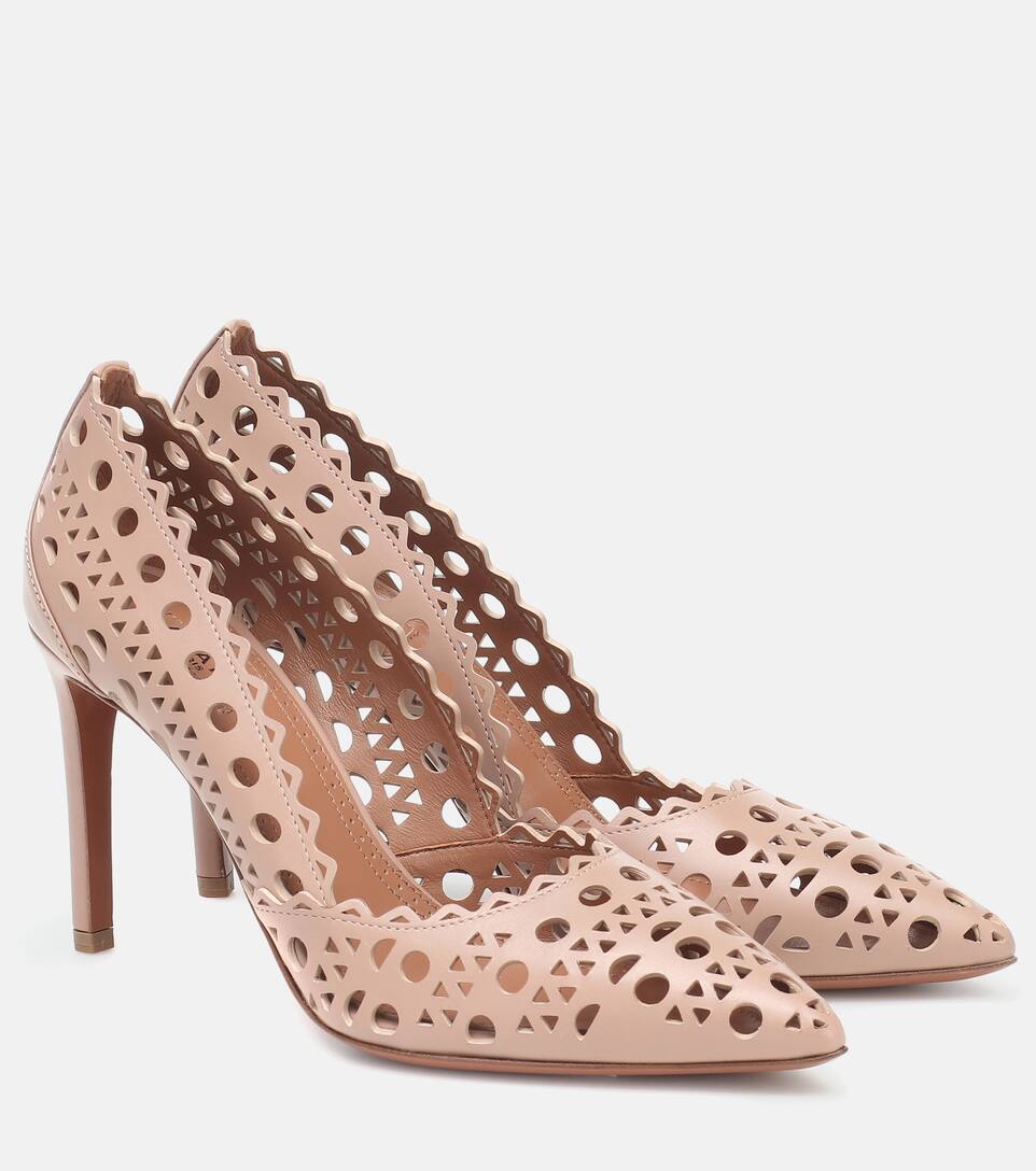 alaia pumps