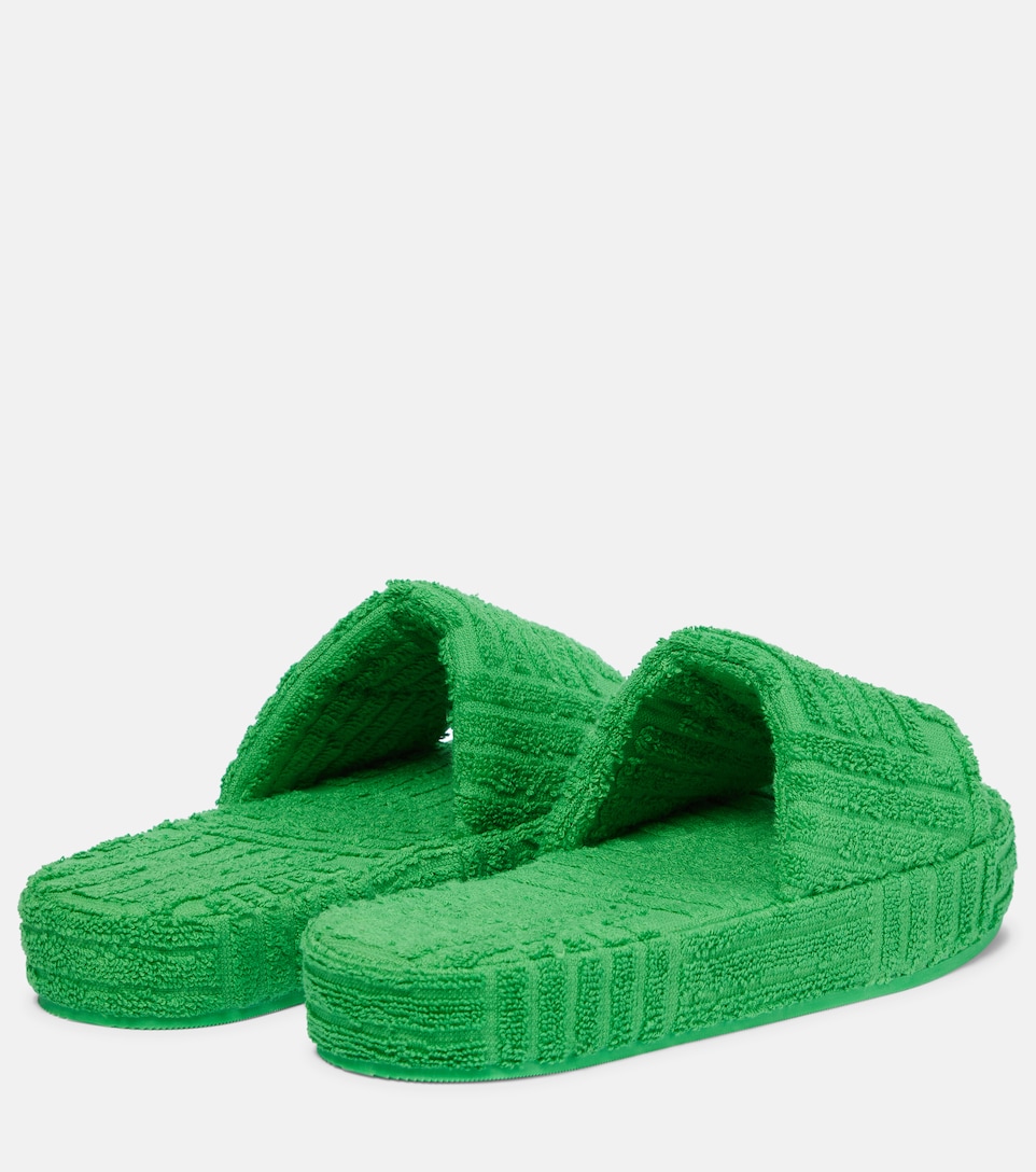 fur bottega slides