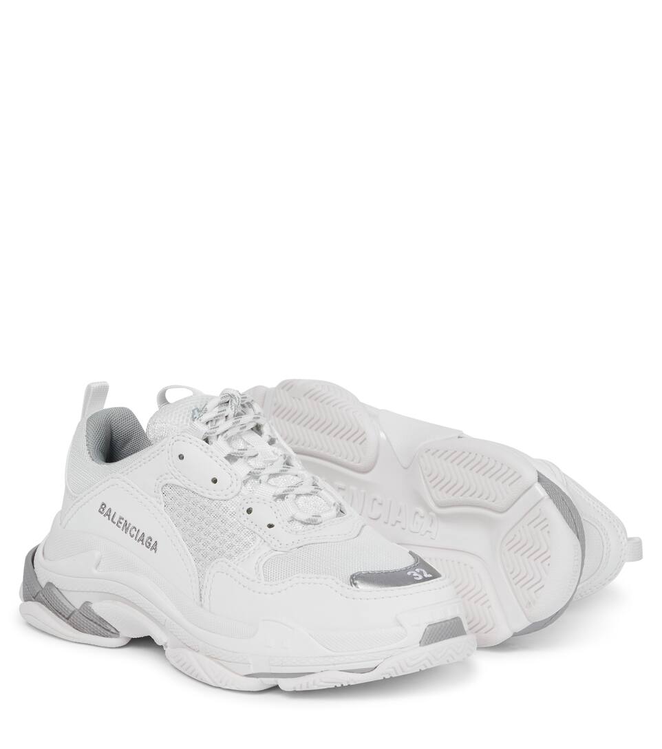 kids balenciaga triple s