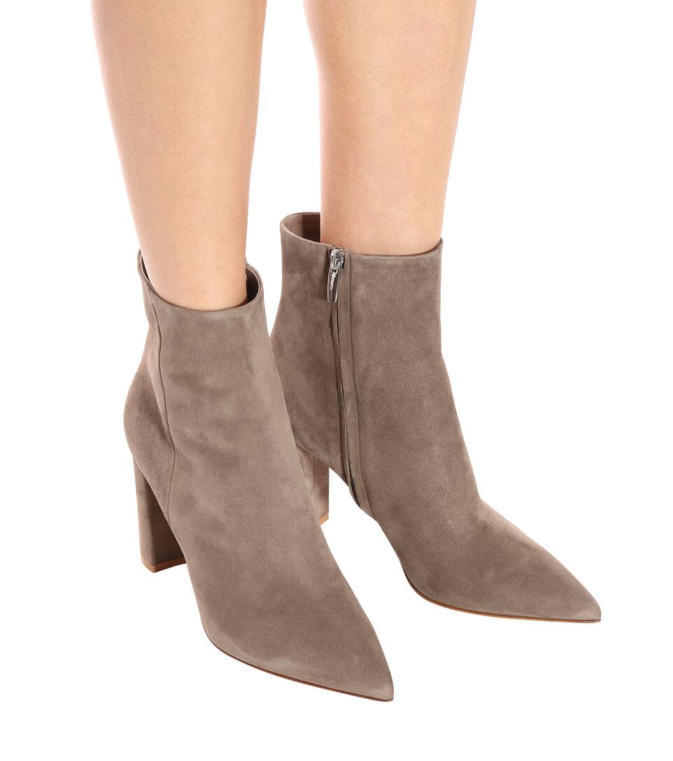 Exklusiv bei Mytheresa – Stiefel aus Veloursleder Exklusiv bei Mytheresa – Stiefel aus Veloursleder