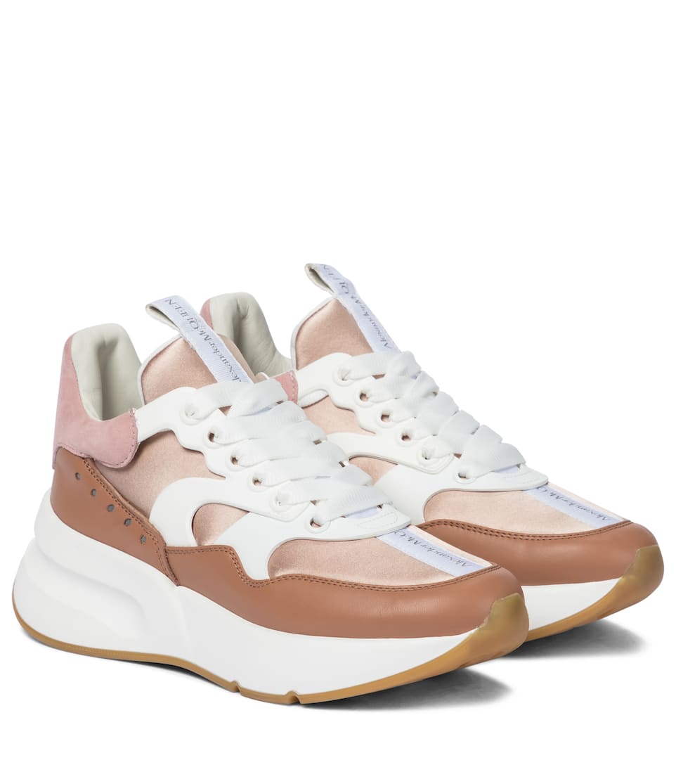 Alexander mcqueen sneakers oversized runner clearance