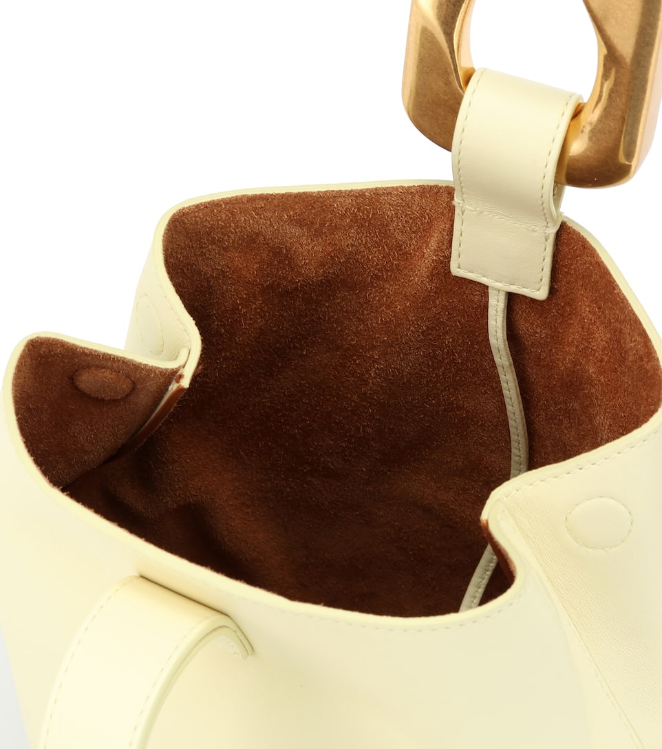 Drop leather bucket bag Drop leather bucket bag