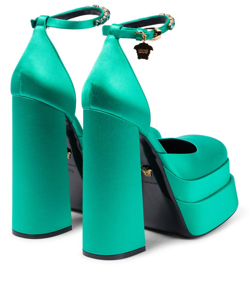 medusa aevitas plateau pumps