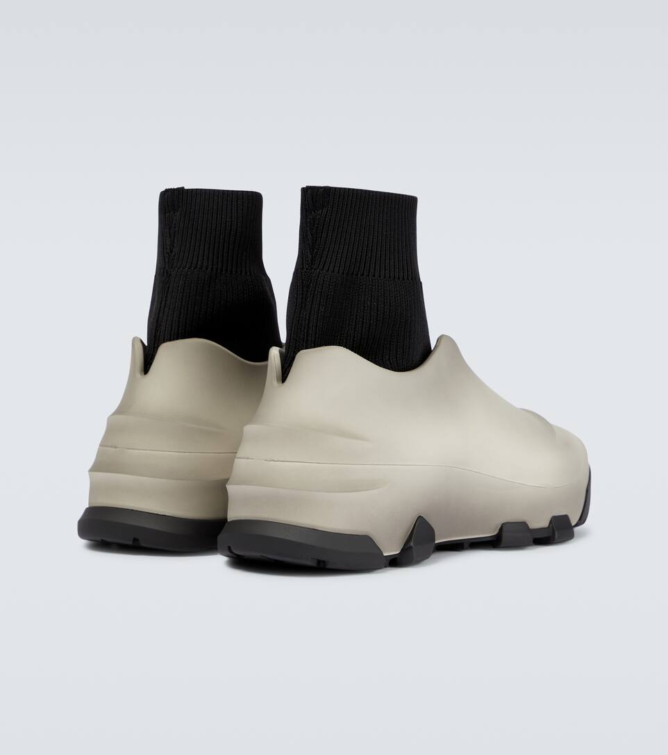 givenchy monumental mallow low shoes in rubber
