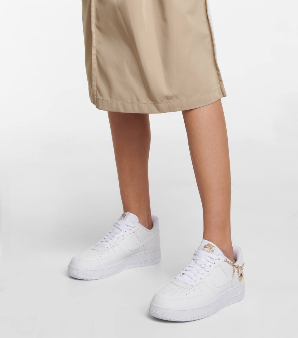 nike air force 1 yellow lucky charm