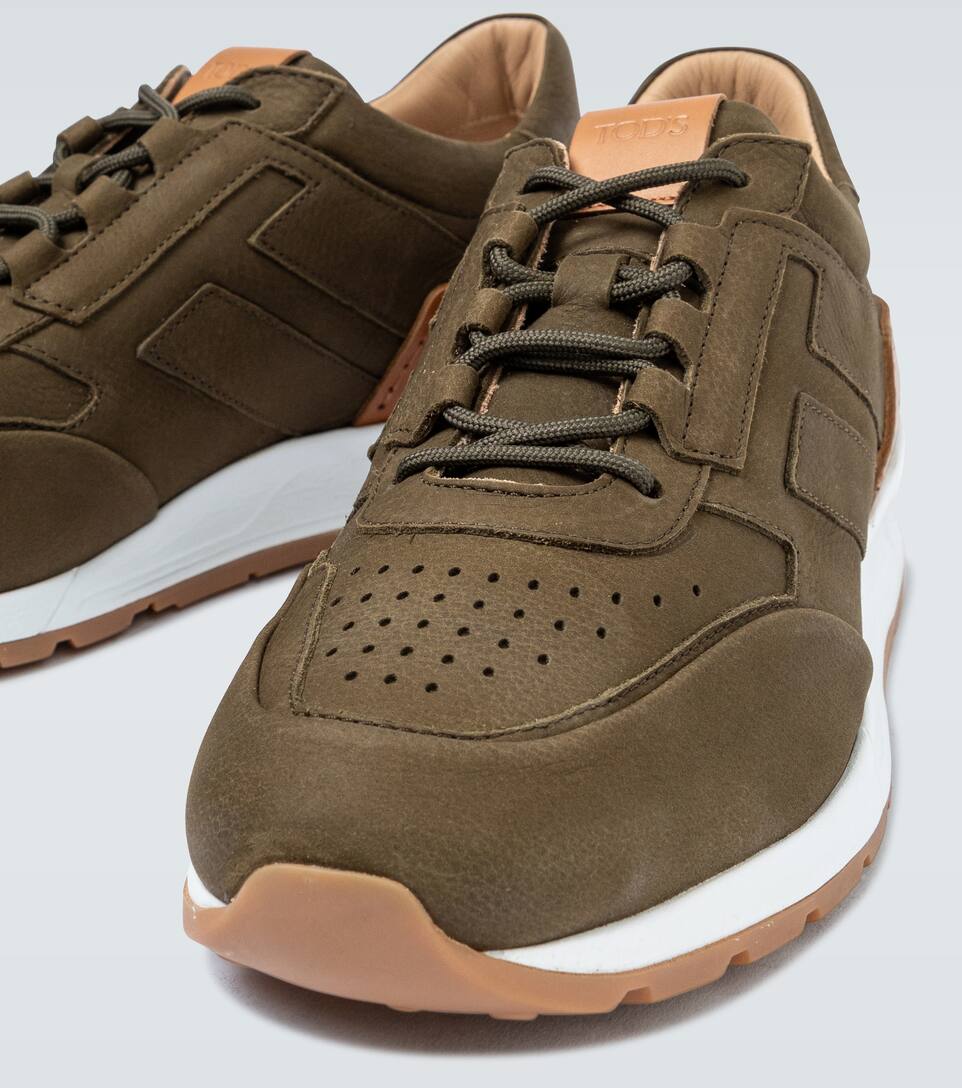 Prada Jimmy Choo Gucci Lanvin Dolce Gabbana Bergdorf Goodman Prada Jimmy Choo Gucci Lanvin Dolce Gabbana Bergdorf Goodman