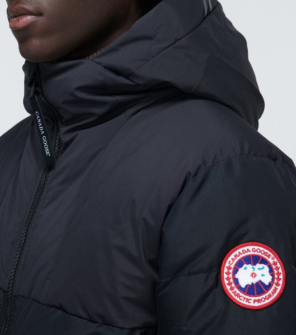 canada goose jacket down fill