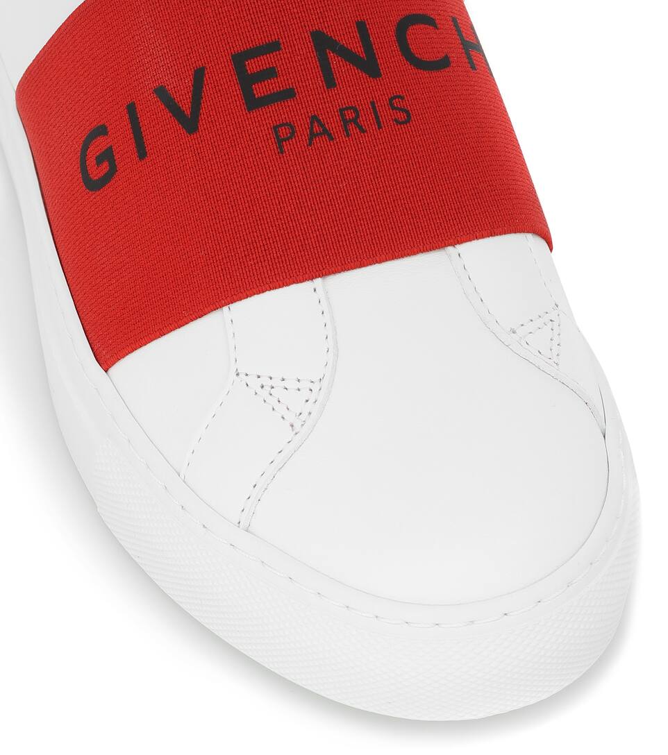 GIVENCHY URBAN STREET LEATHER SNEAKERS,P00432106