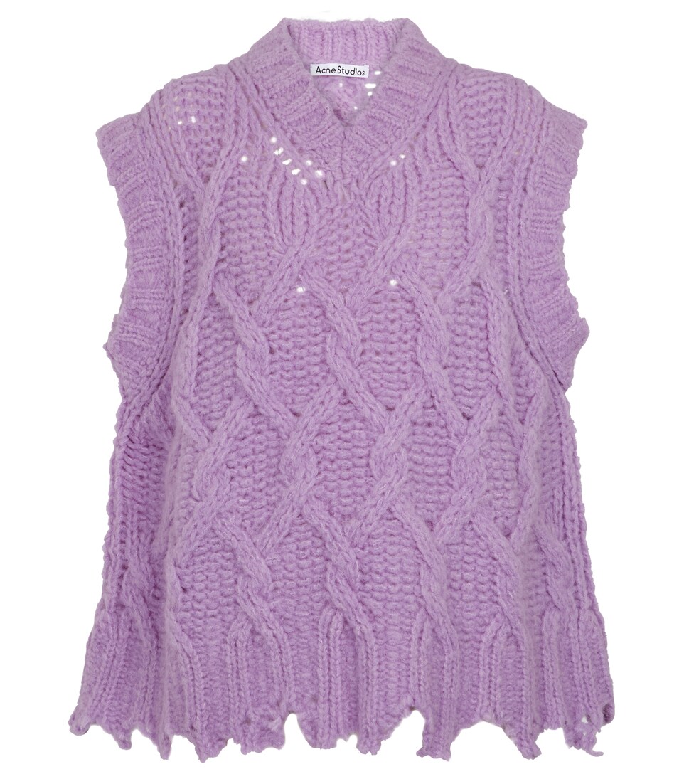 Cable-knit wool-blend sweater vest 
