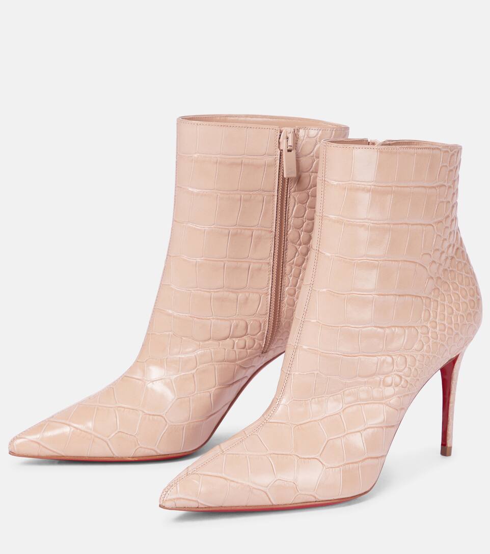 chunky black strappy sandals