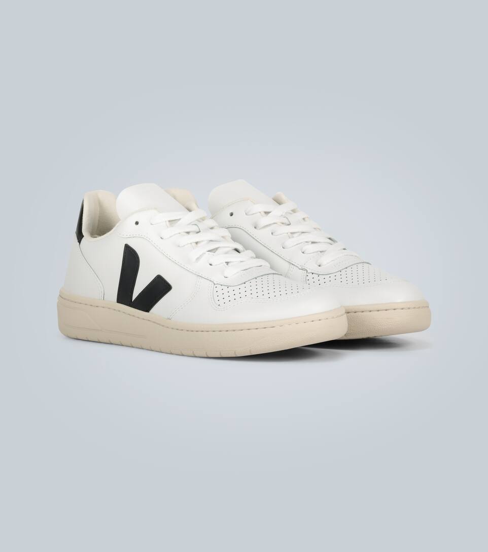 VEJA V-10 leather sneakers,P00460592