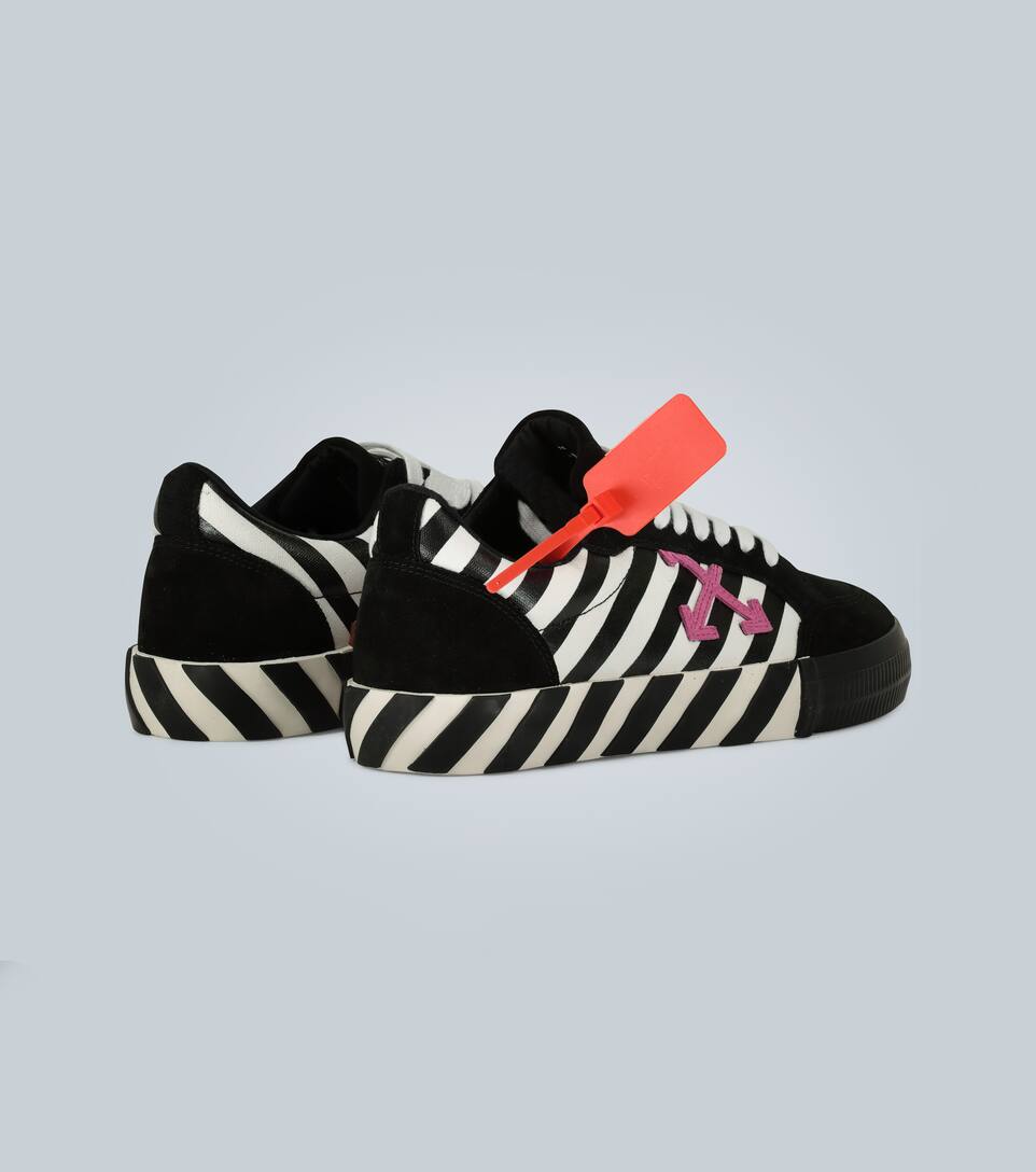 OFF-WHITE LOW VULCANIZED SNEAKERS,P00447640