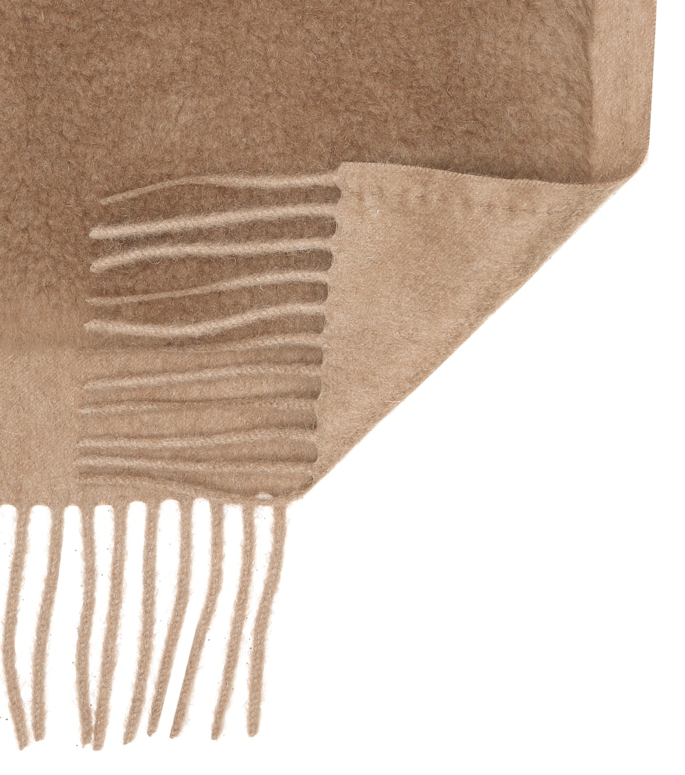 Camel hair scarf Clearance
