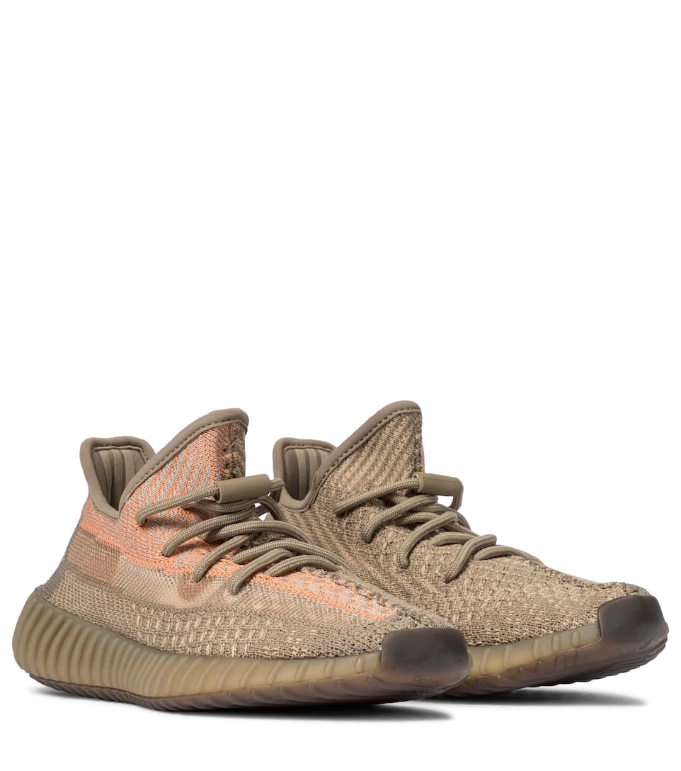 yeezy boost 350 v2 sneakers