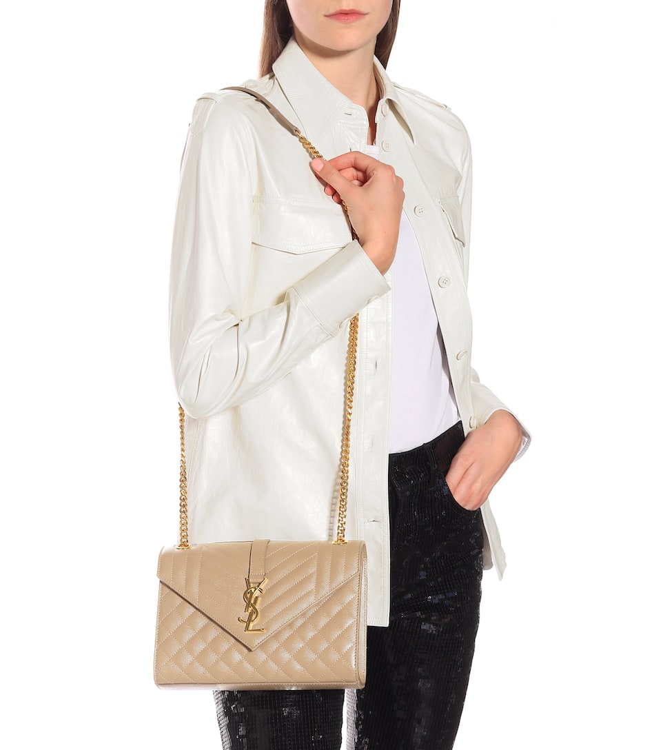 Cuir Sac Matelassé Enveloppe Saint Laurent En Medium QdxeWorCBE