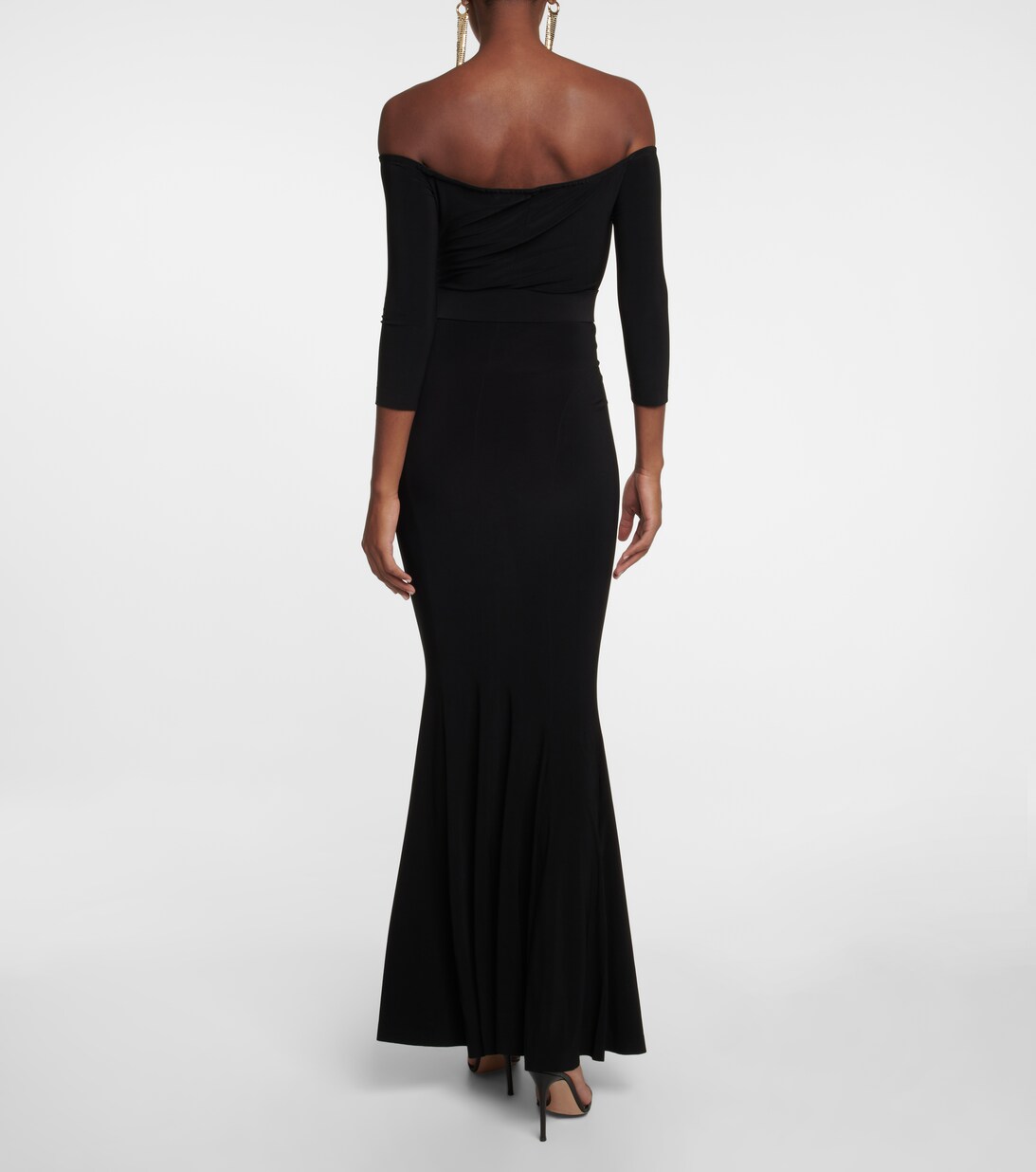 Allure Bridal's Enchanting Off-the-Shoulder Gown: A Tapestry of Grace for Special Occasions