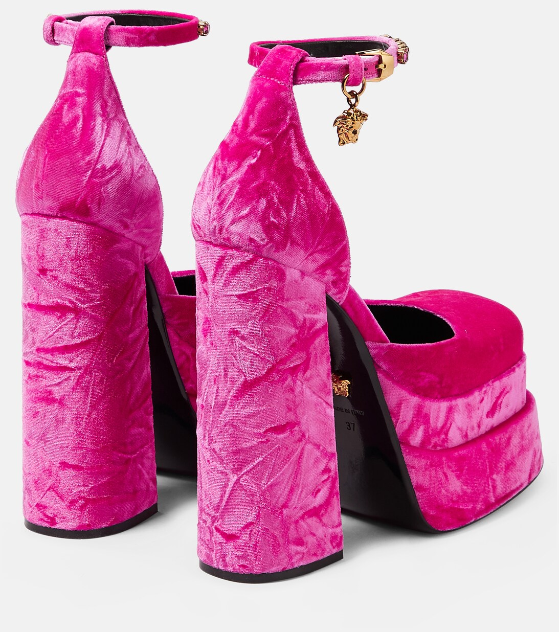 Medusa Aevitas Velvet Platform Pumps in Pink - Versace | Mytheresa