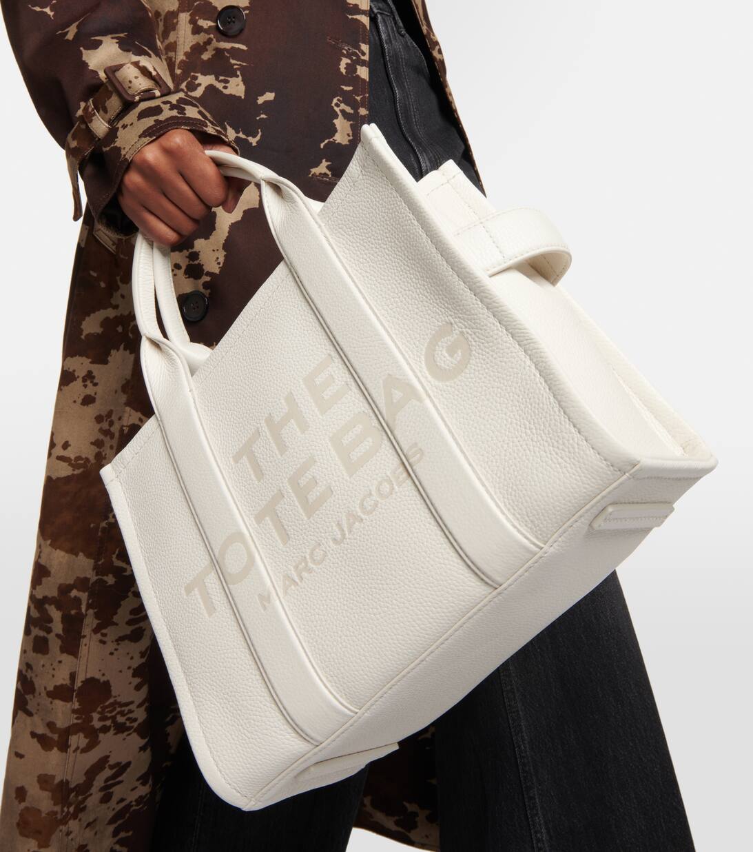 The Medium Leather Tote Bag in White Marc Jacobs Mytheresa