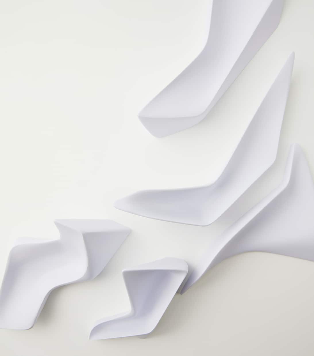 X Alessi Niche Centrepiece in White Zaha Hadid Design Mytheresa