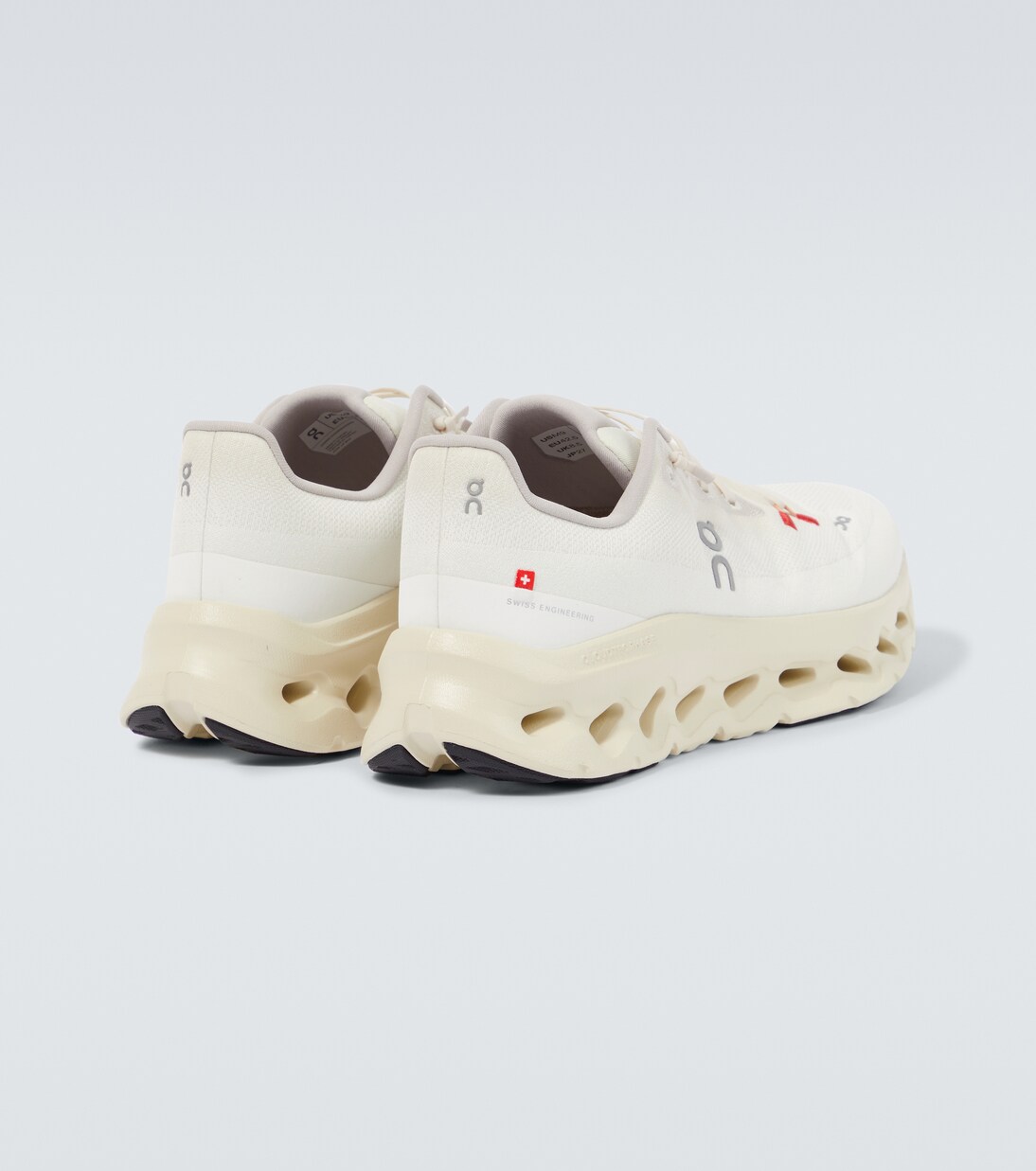 Sneakers Cloudtilt in Nude - On | Mytheresa 