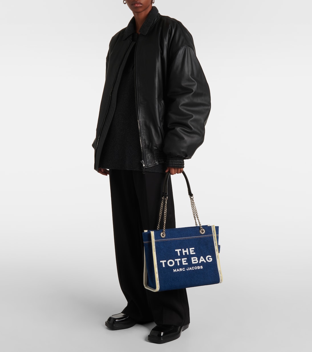 The Denim Chain Medium tote bag in blue Marc Jacobs Mytheresa
