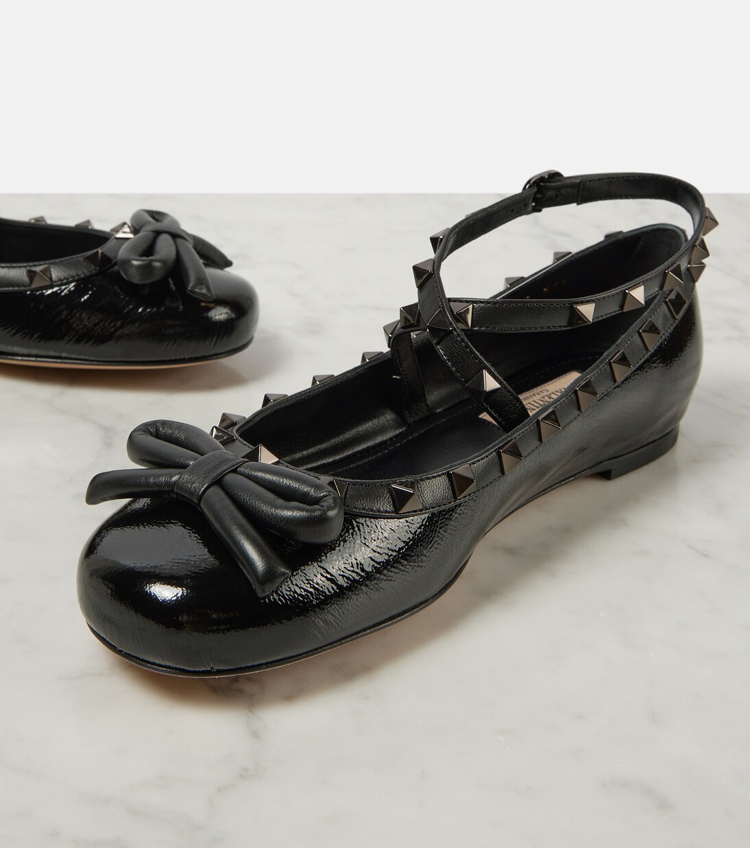 Rockstud patent leather ballet flats in black - Valentino Garavani ...
