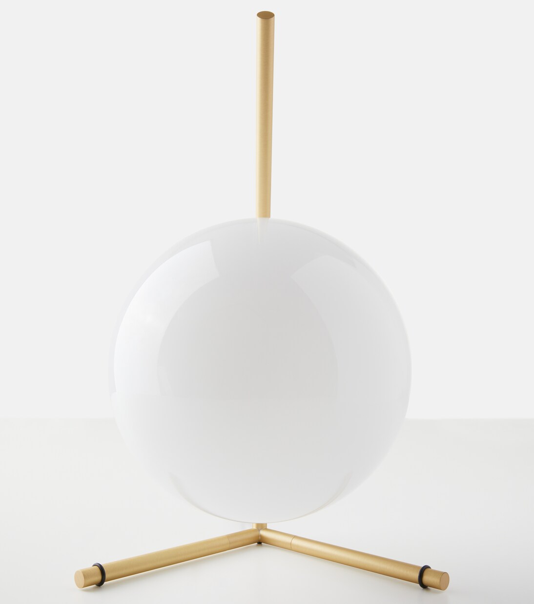 IC Lights Table 1 Low table lamp by Michael Anastassiades, EU plug | Flos