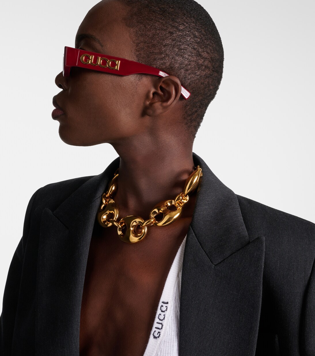Logo rectangular sunglasses in red - Gucci | Mytheresa