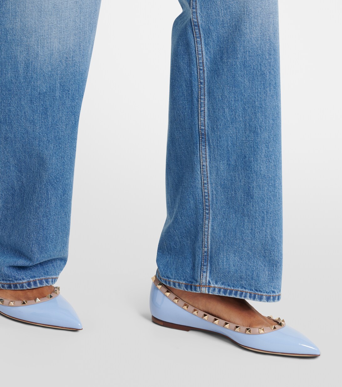Valentino Garavani Beige Calf Leather Bos Taurus Ballet Flats