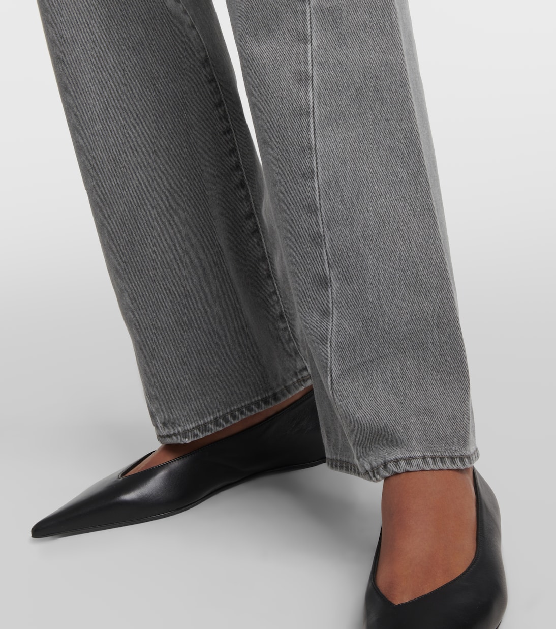 Twisted straight jeans in grey - Toteme | Mytheresa
