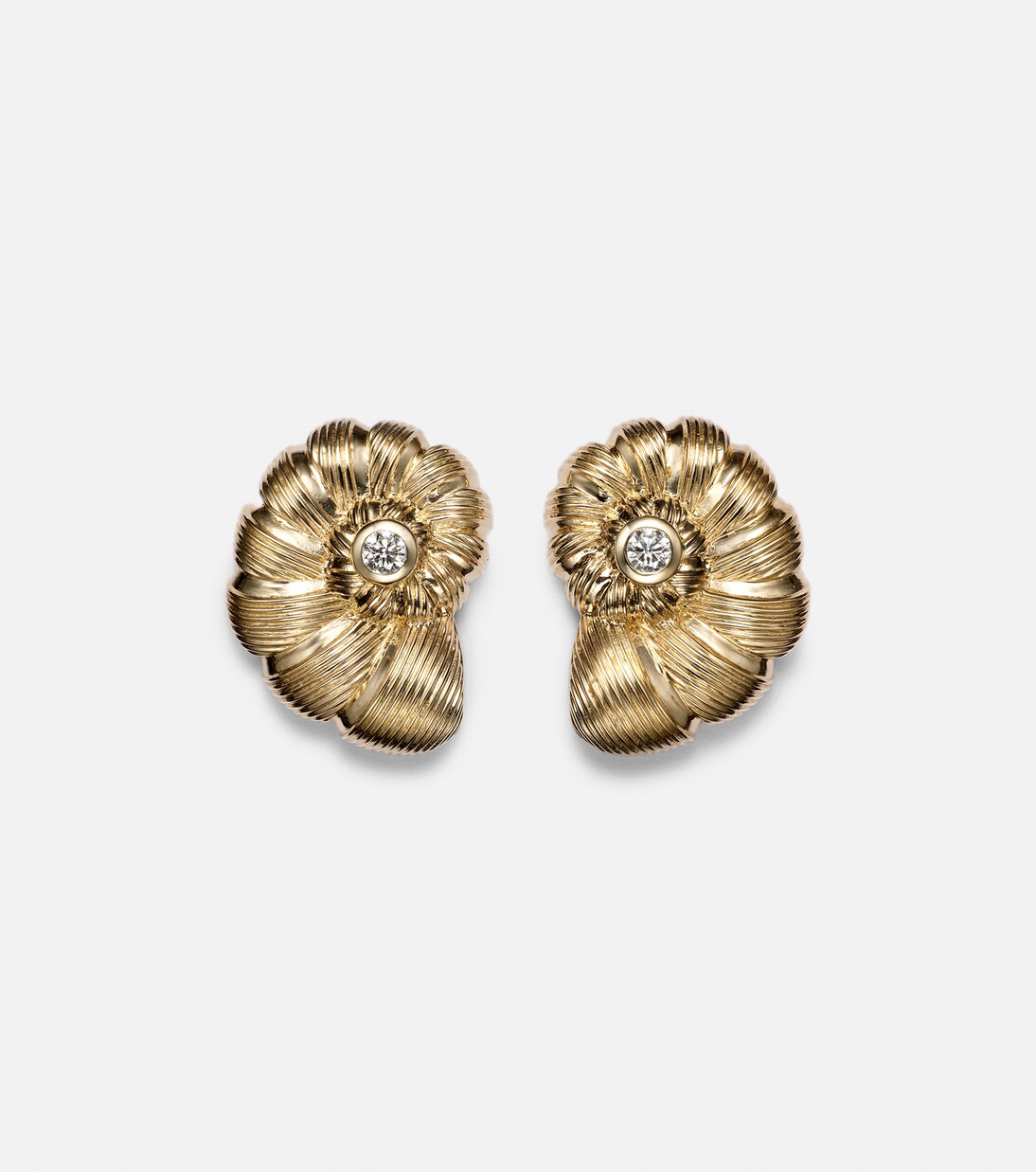 Large Nautilus Shell 14kt gold earrings with diamonds in gold 