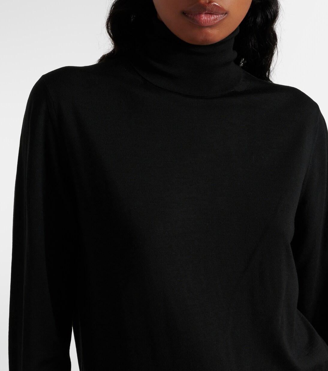 Heva Sweater