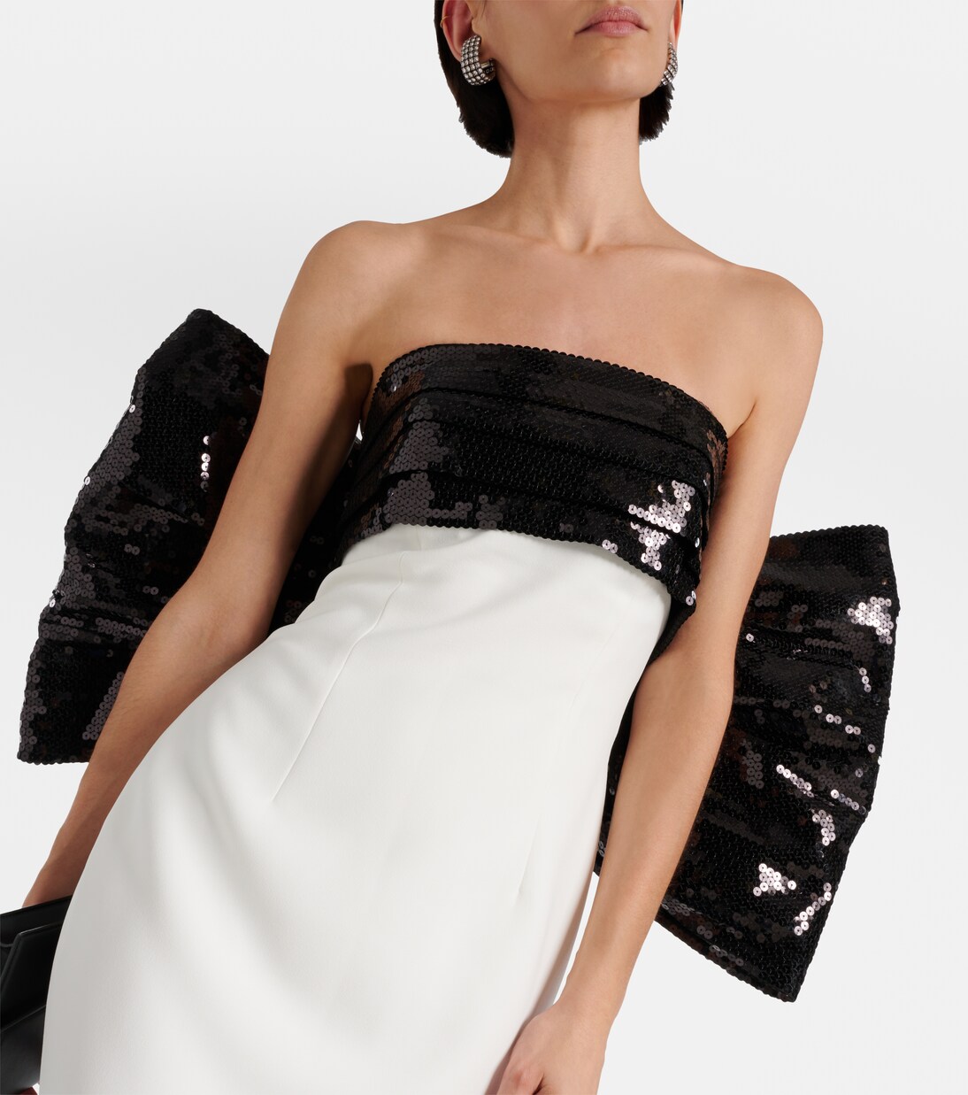 Sequined bow-detail off-shoulder gown | Mônot