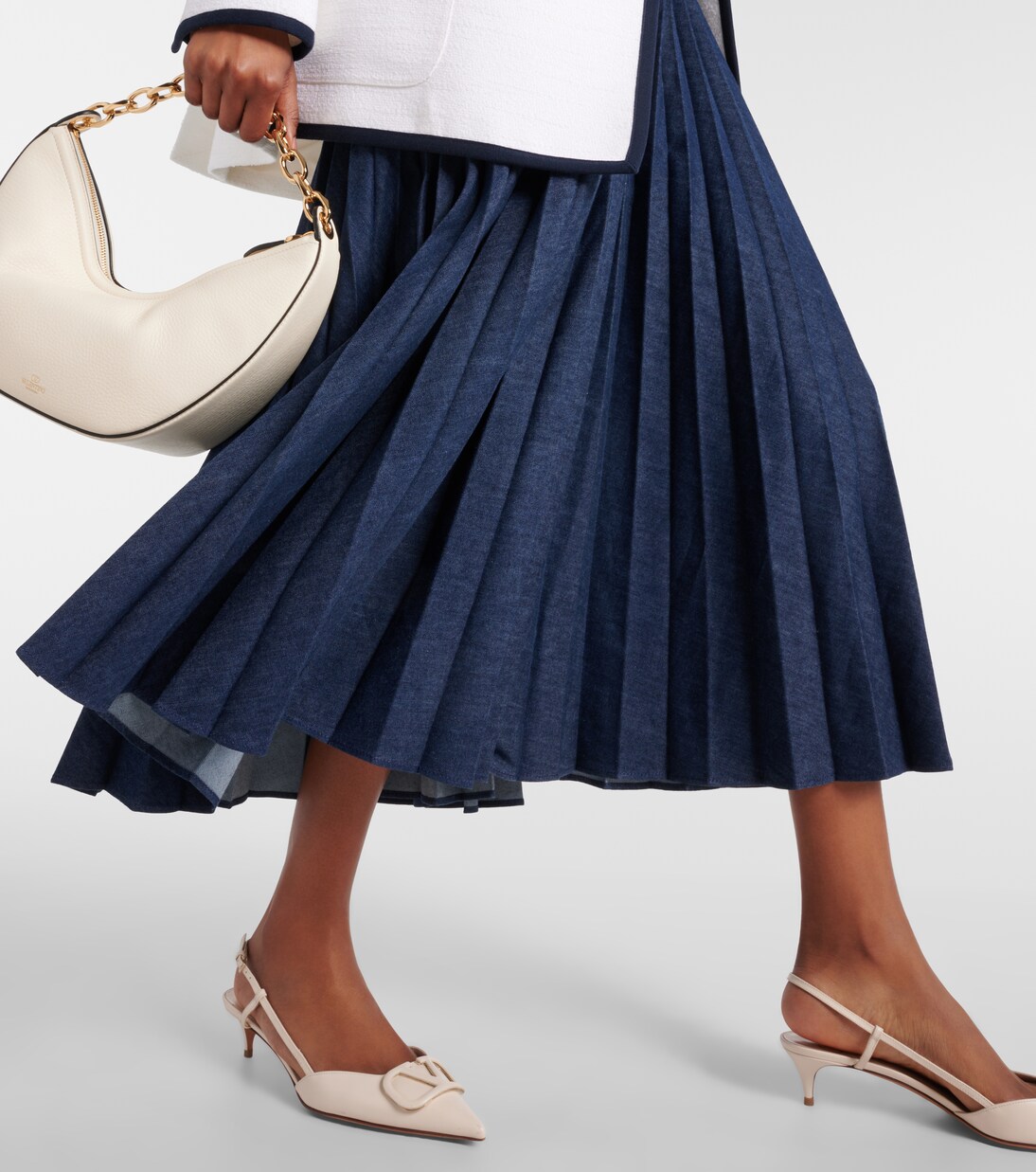 VGold pleated chambray midi skirt | Valentino