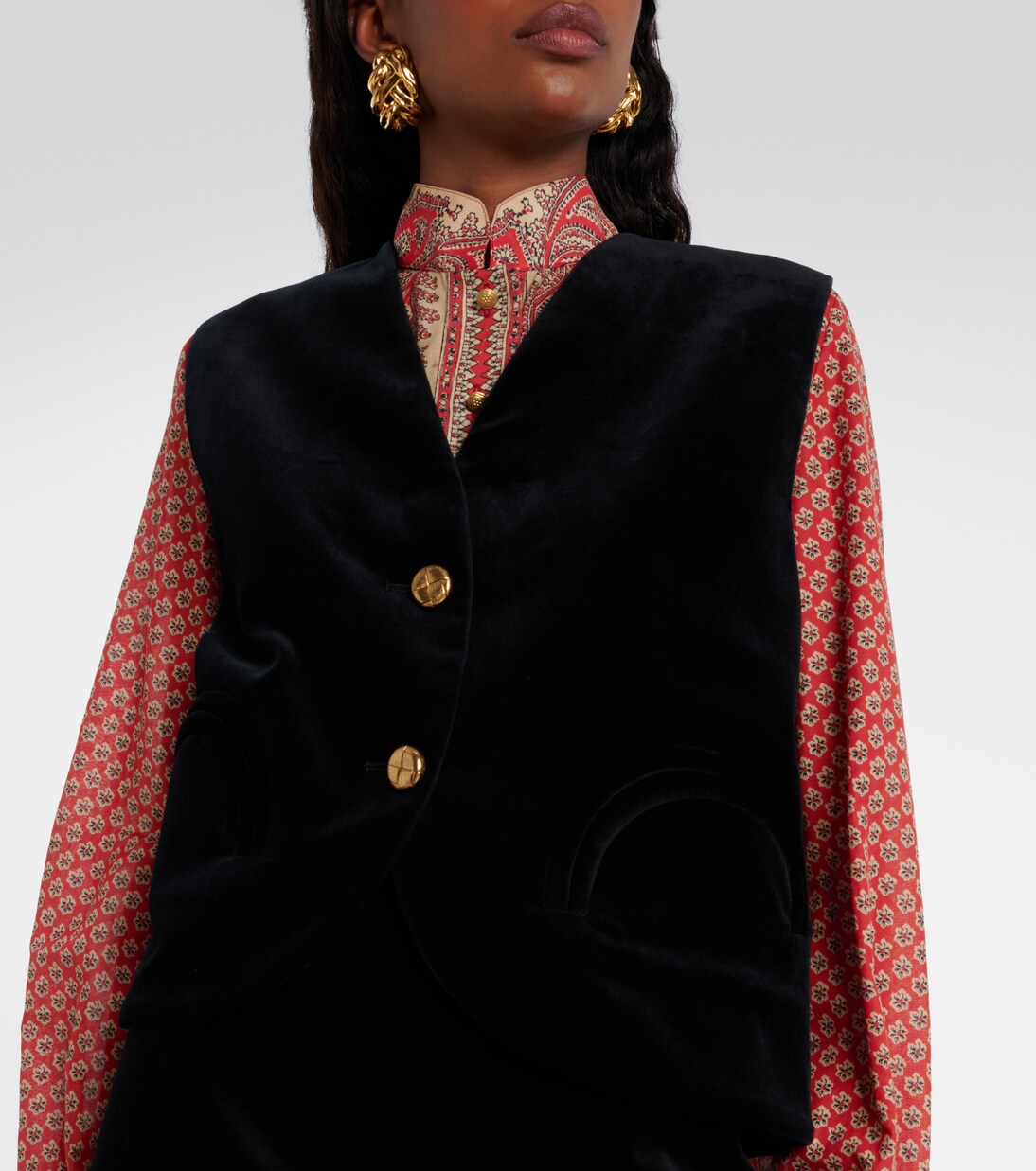 Mavezzano Classic Four-Button Wool-Blend Black Vest main image 0