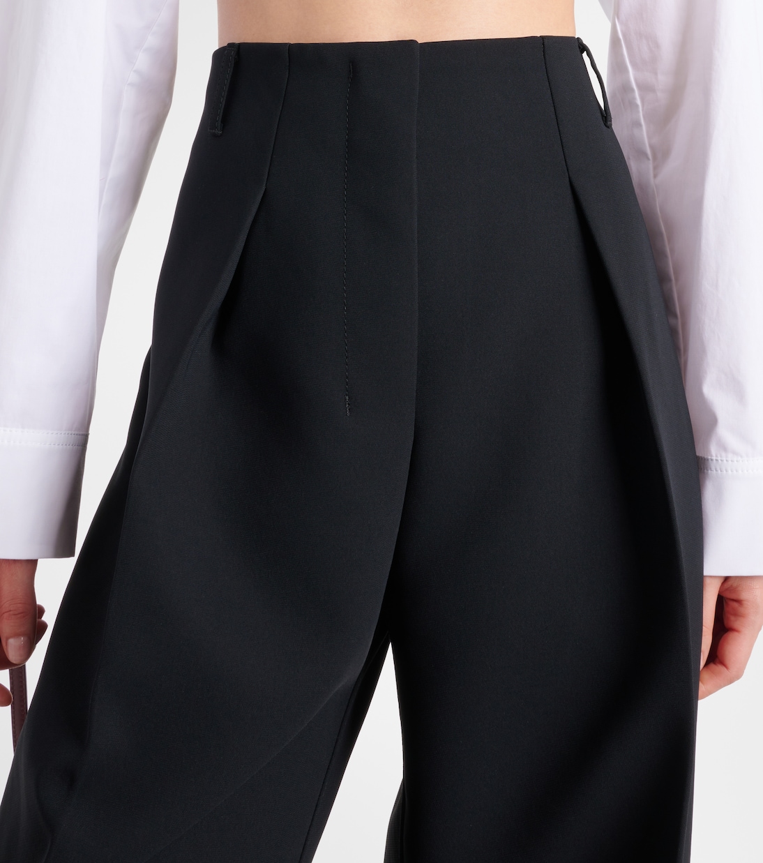 Le Pantalon Ovalo wide-leg pants in black - Jacquemus | Mytheresa