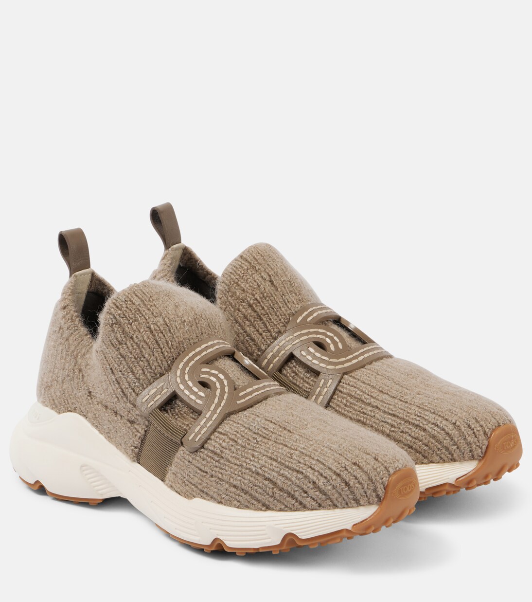 Sneakers in maglia store