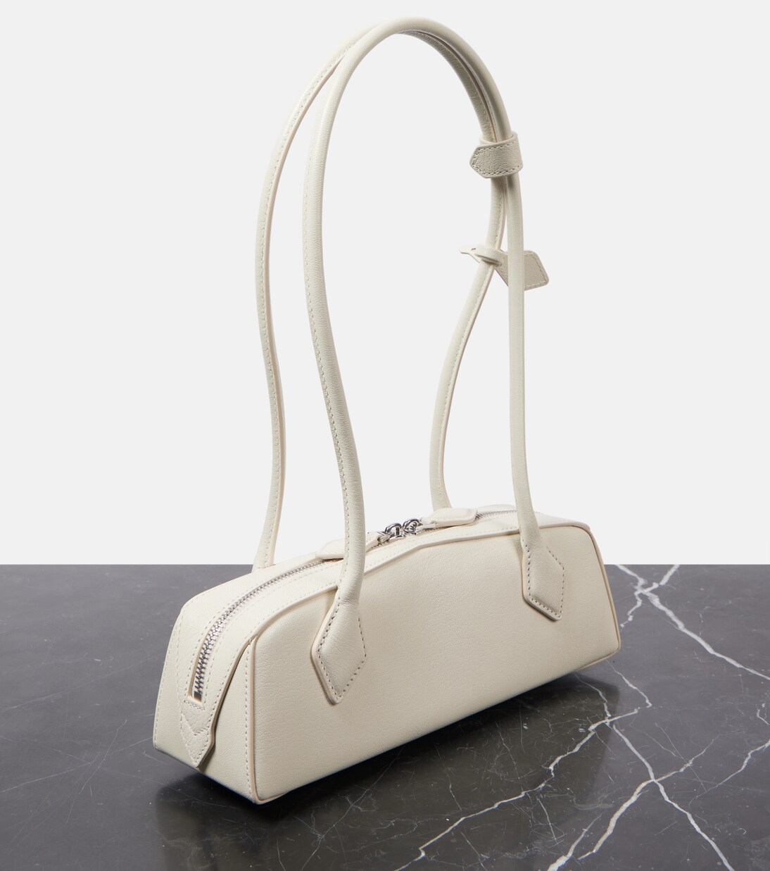 Le Teckel Shoulder Bag