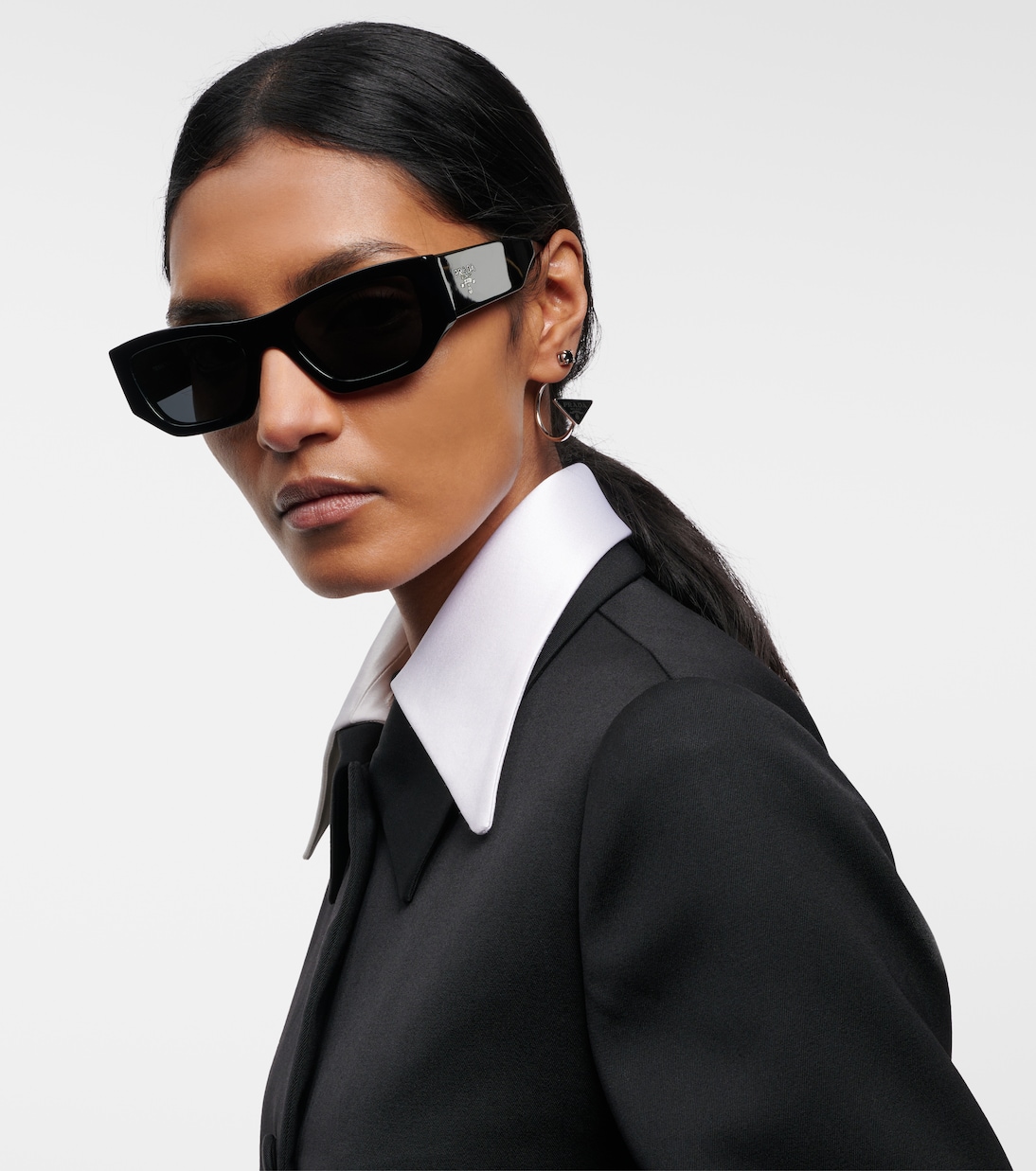 Eckige Sonnenbrille in Schwarz - Prada | Mytheresa 