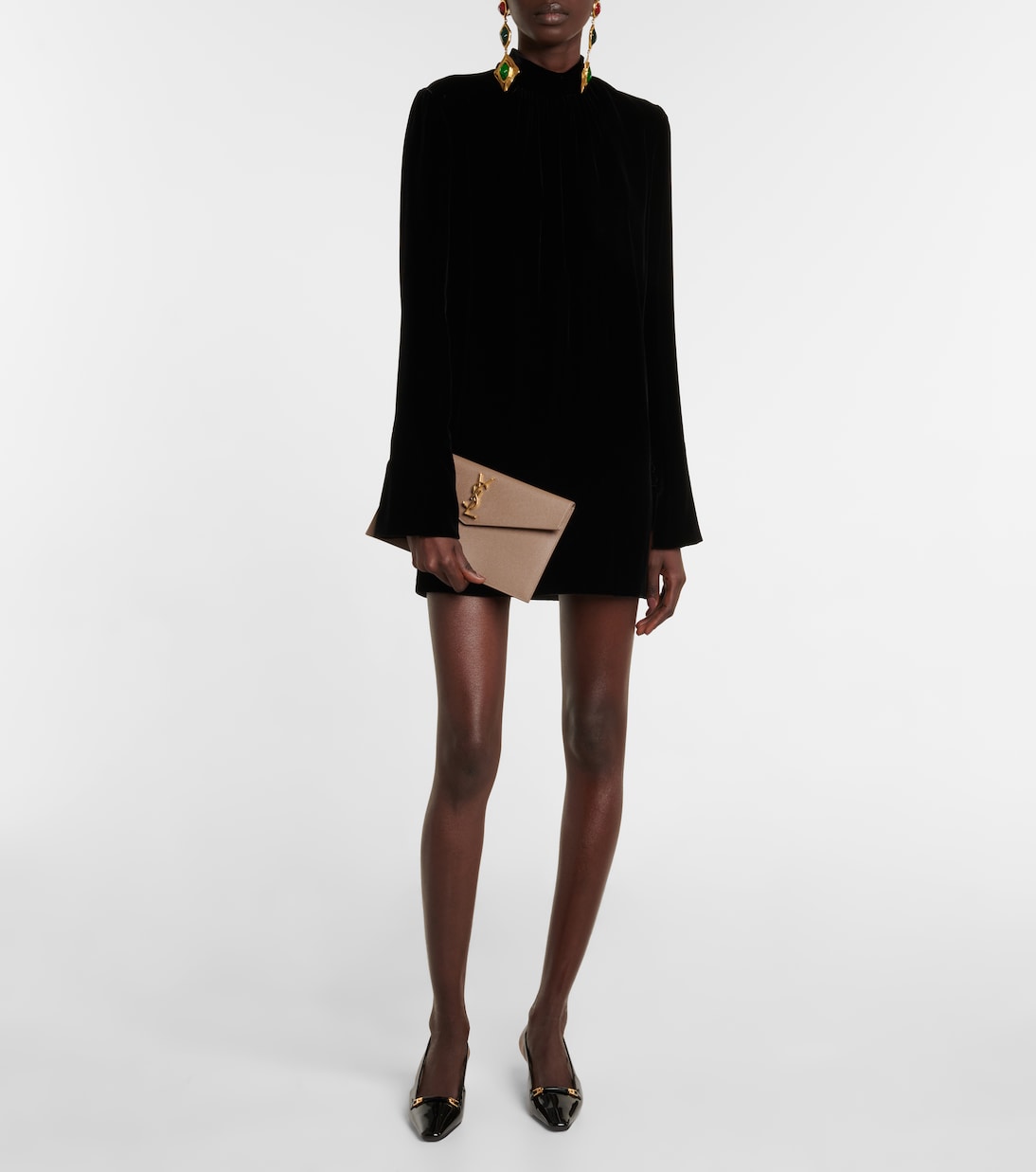 Clutch Uptown aus Leder in Beige - Saint Laurent | Mytheresa