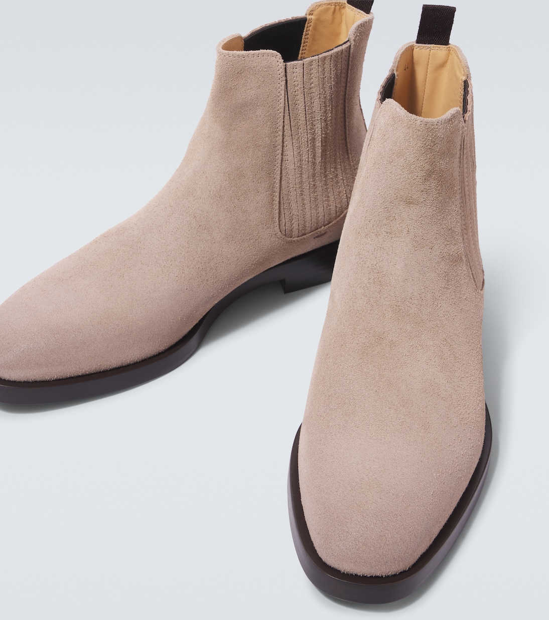 suede chelsea boots beige