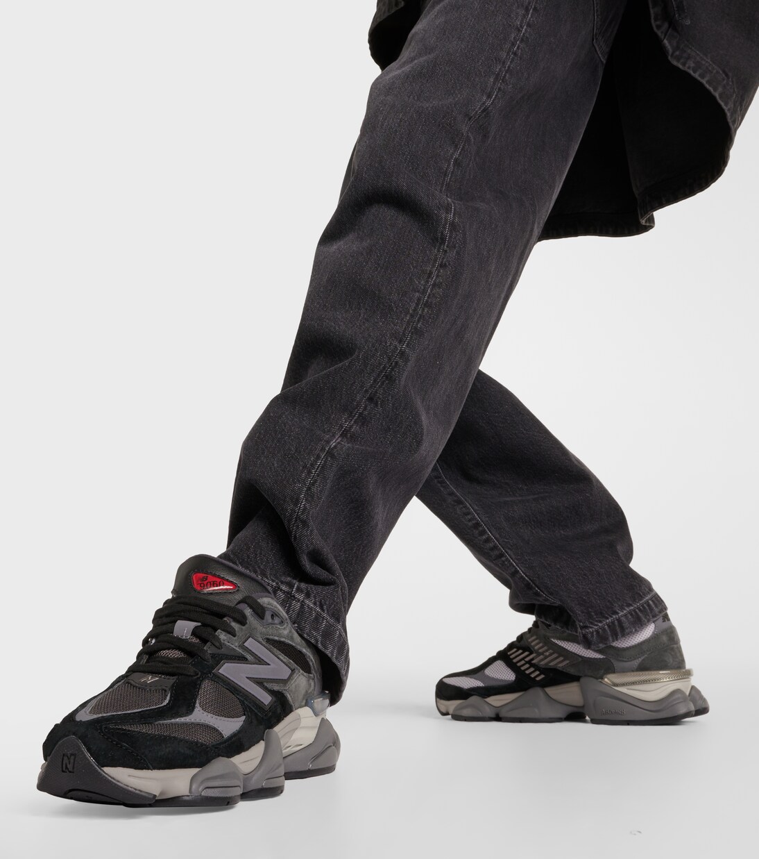 Sneakers 9060 mit Veloursleder in Schwarz - New Balance | Mytheresa