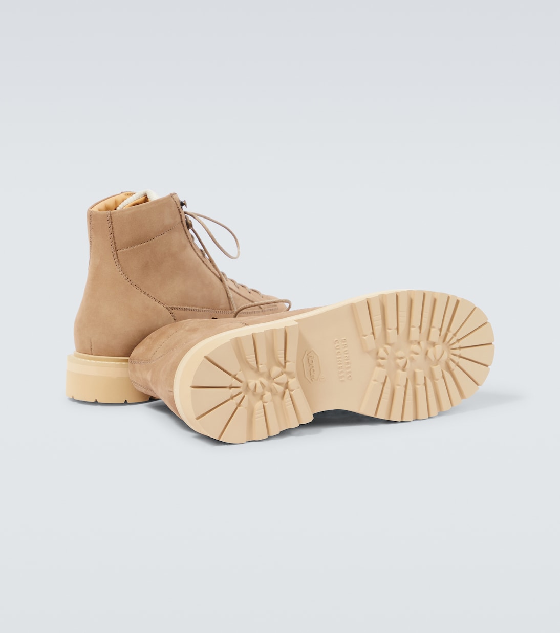 Schnürstiefel aus Veloursleder in Nude - Brunello Cucinelli 
