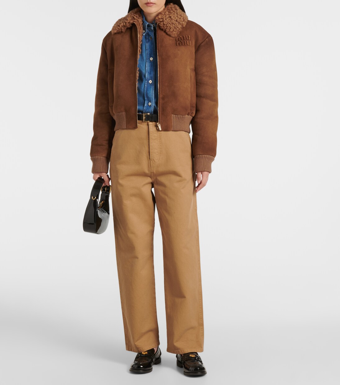Cropped-Jacke aus Veloursleder mit Shearling in Braun - Miu Miu 