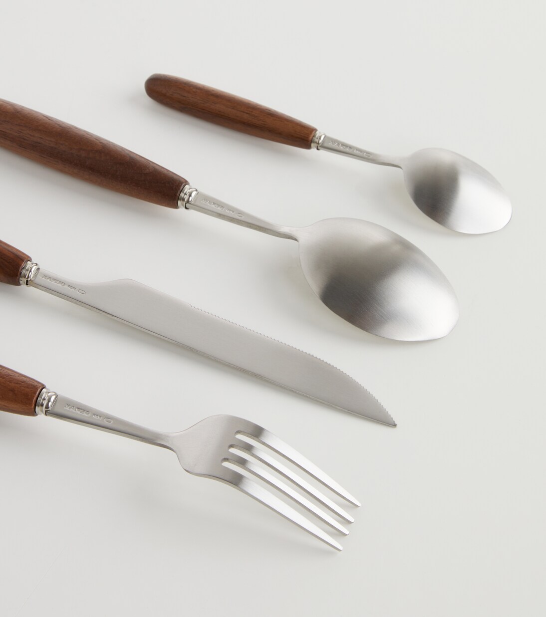 Feast 24-piece cutlery set in grey - Serax | Mytheresa